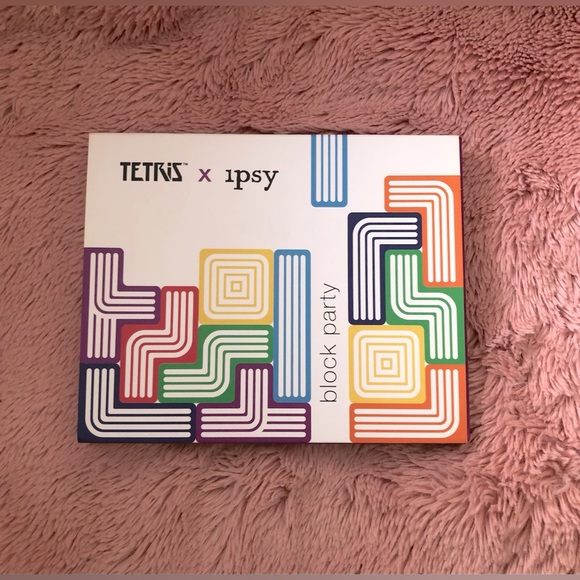 BNIB Tetris X ipsy make up pallete - Picture 3 of 8